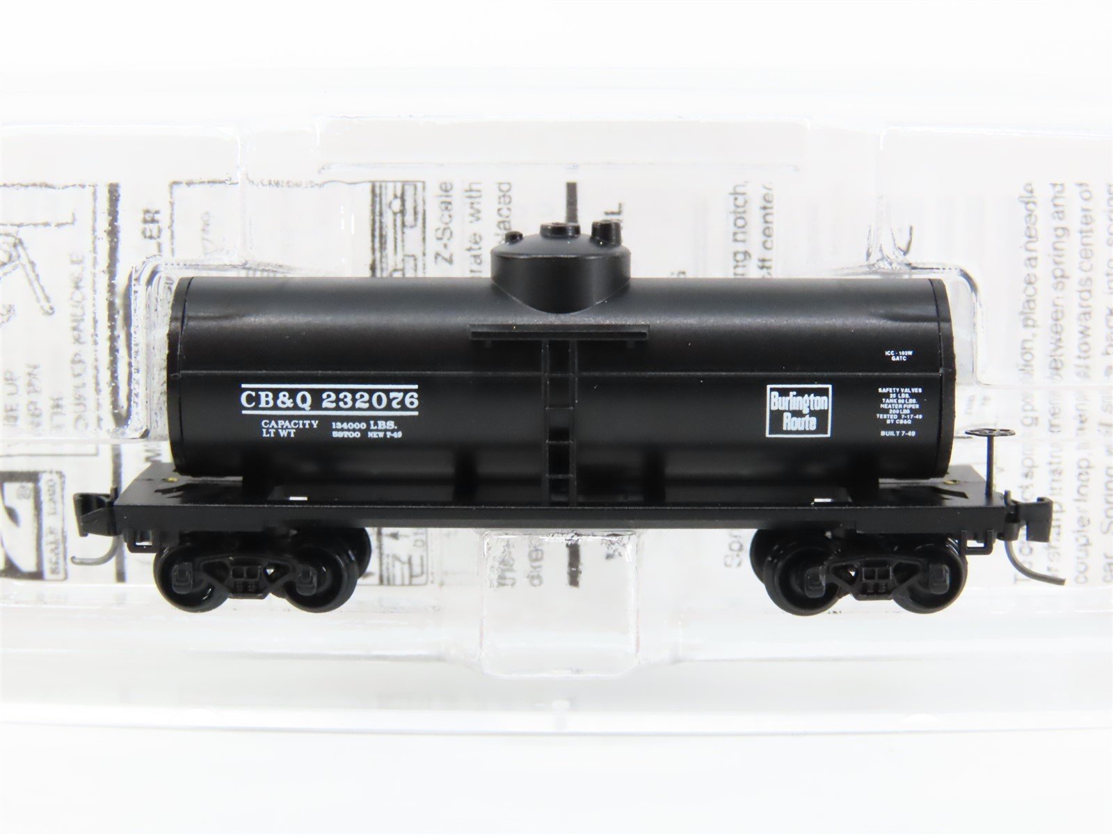 Z Micro-Trains MTL 53000070 CBQ Burlington 39' Single Dome Tankcar #232076
