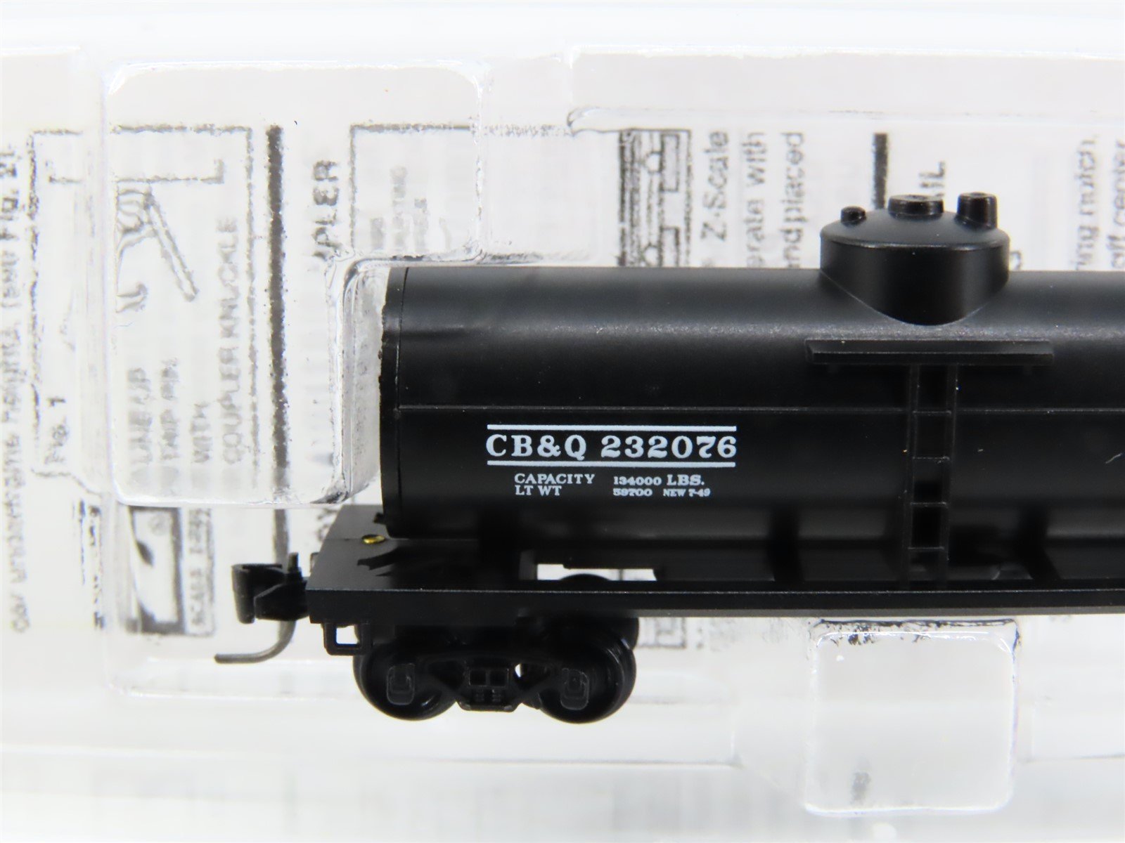 Z Micro-Trains MTL 53000070 CBQ Burlington 39' Single Dome Tankcar #232076