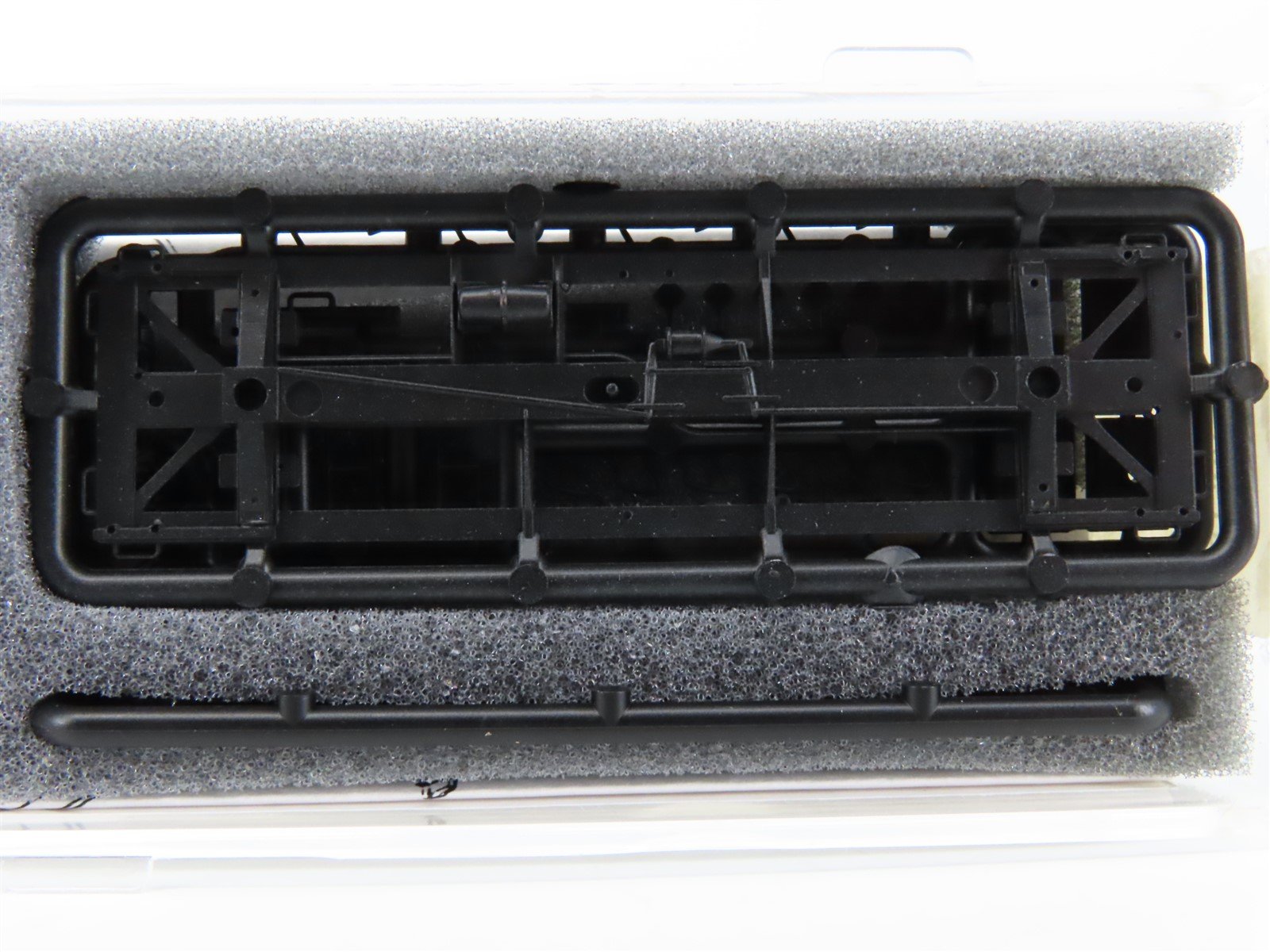 N Scale Intermountain 61306-12 HTCX Harbor Line Single Dome Tankcar #1760 Kit