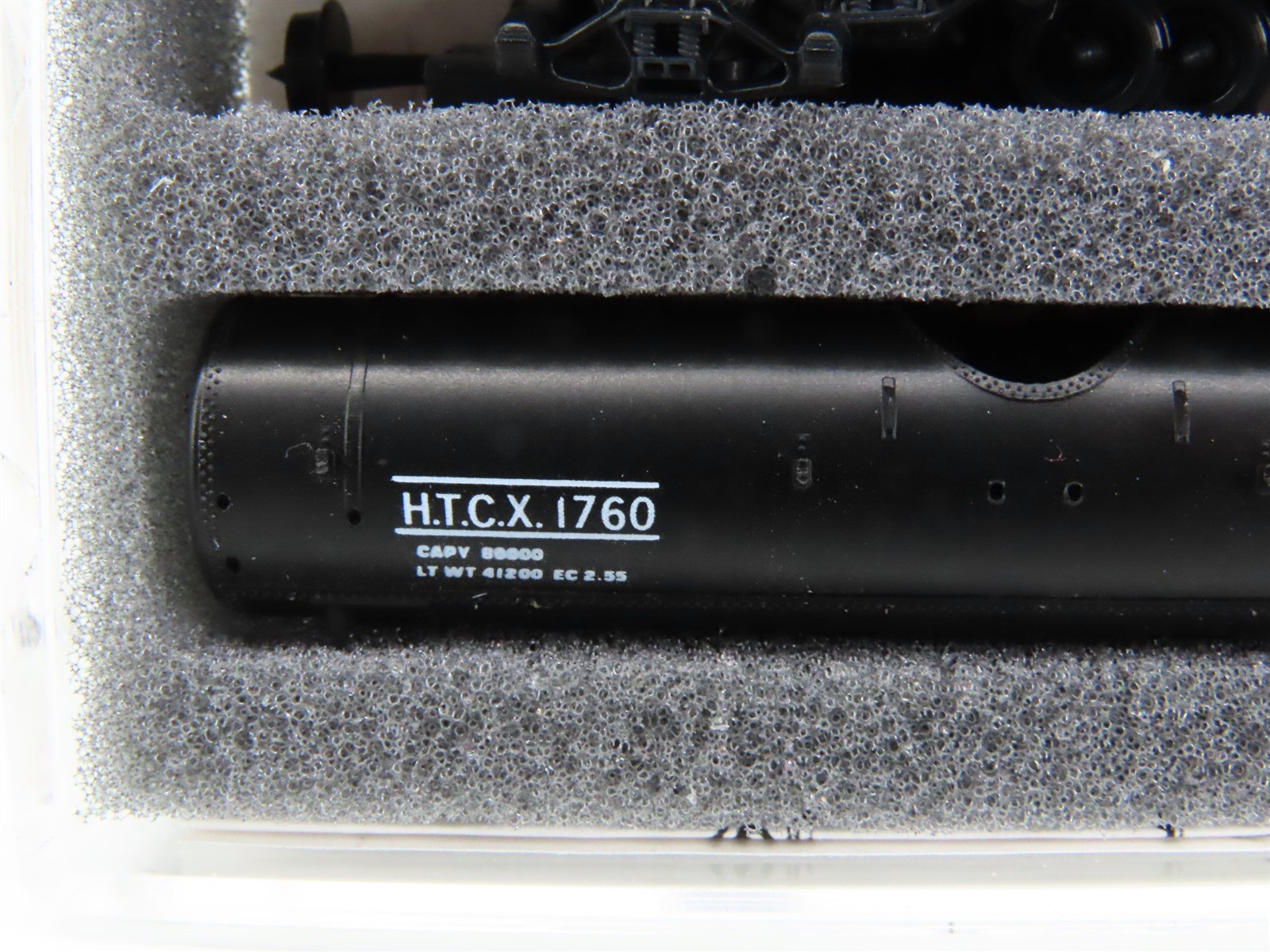N Scale Intermountain 61306-12 HTCX Harbor Line Single Dome Tankcar #1760 Kit