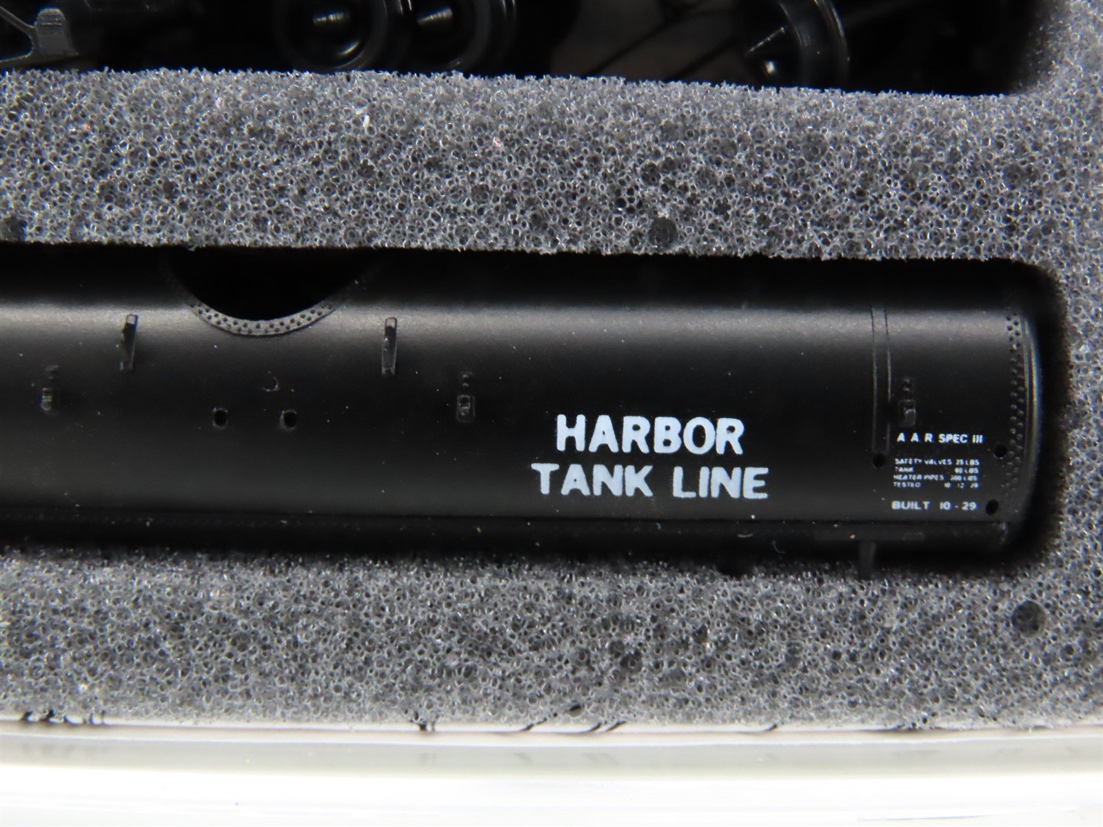 N Scale Intermountain 61306-12 HTCX Harbor Line Single Dome Tankcar #1760 Kit