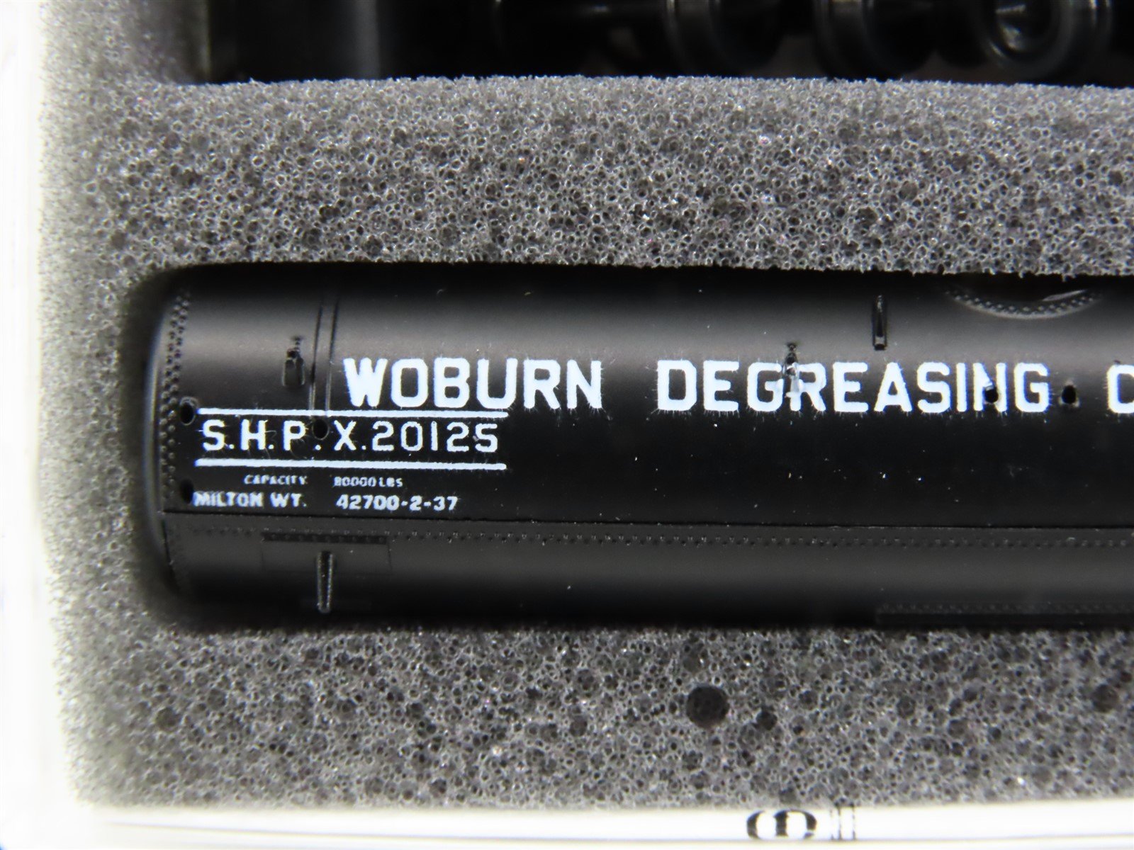 N Scale Intermountain 61317-06 SHPX Woburn Single Dome Tankcar #20125 Kit