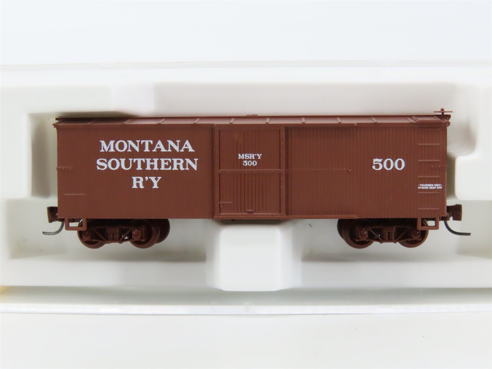 Nn3 Scale Micro-Trains MTL 15110 Montana Southern 30' Wood Boxcar #500