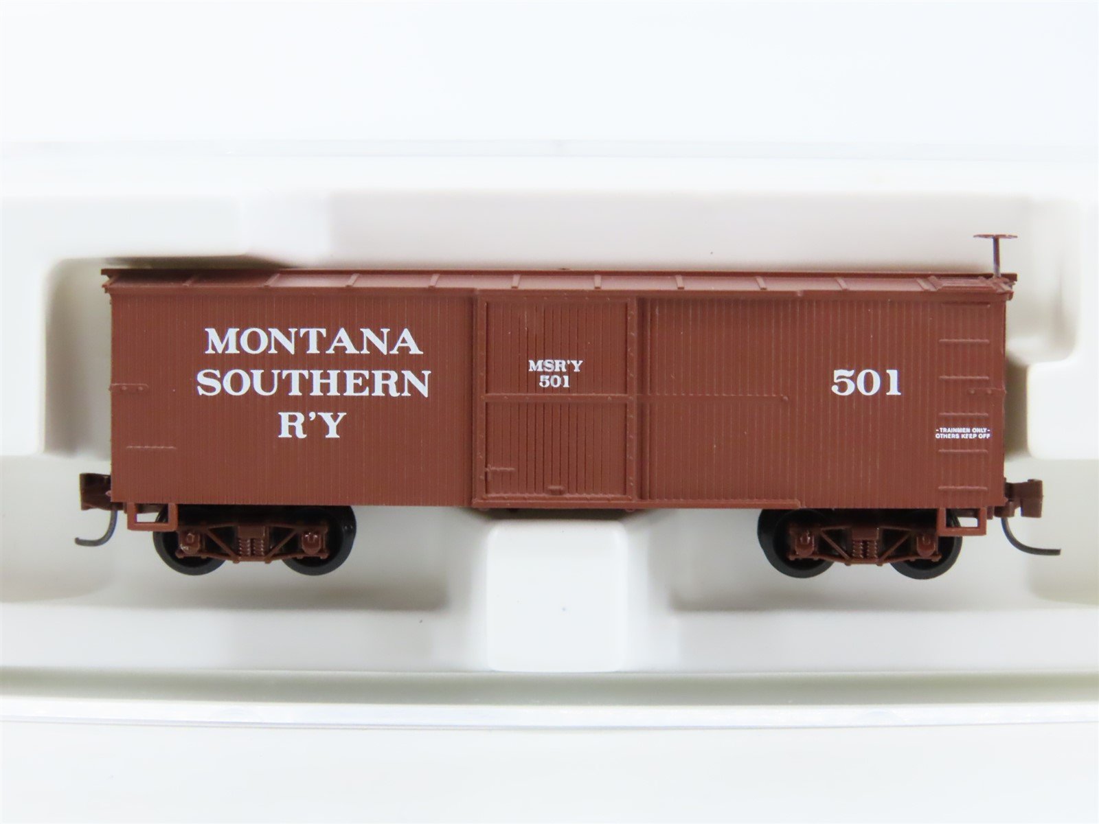 Nn3 Scale Micro-Trains MTL 15110 Montana Southern 30' Wood Boxcar #500