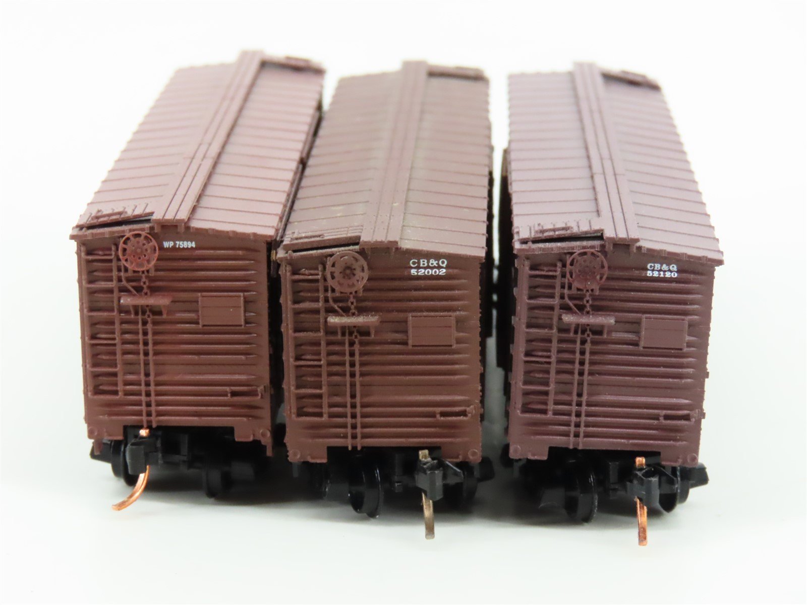 LOT of 3 N Micro-Trains MTL WP Western Pacific / CB&Q Burlington Stock Cars