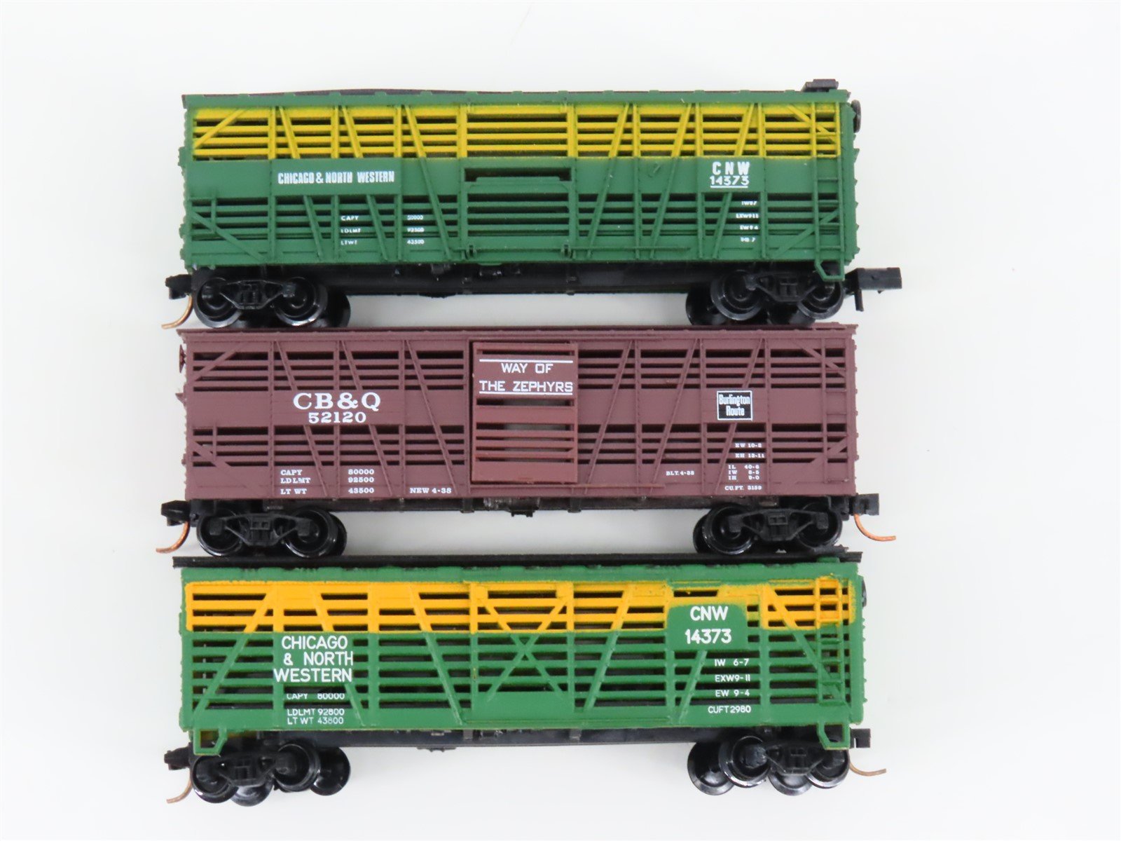 LOT of 3 N Scale Atlas & Micro-Trains MTL CNW/CB&Q/CNW Stock Cars