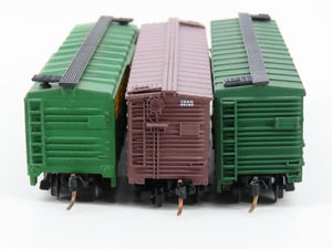 LOT of 3 N Scale Atlas & Micro-Trains MTL CNW/CB&Q/CNW Stock Cars