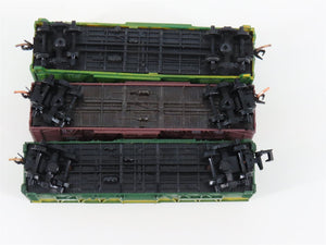 LOT of 3 N Scale Atlas & Micro-Trains MTL CNW/CB&Q/CNW Stock Cars
