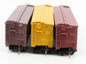 LOT of 3 N Scale Micro-Trains MTL MKT/CB&Q/MILW Railroad Stock Cars