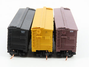 LOT of 2 N Scale Micro-Trains MTL CB&Q/D&RGW/MKT Railroad Stock Cars