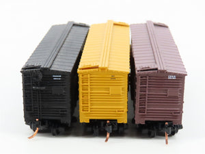LOT of 2 N Scale Micro-Trains MTL CB&Q/D&RGW/MKT Railroad Stock Cars