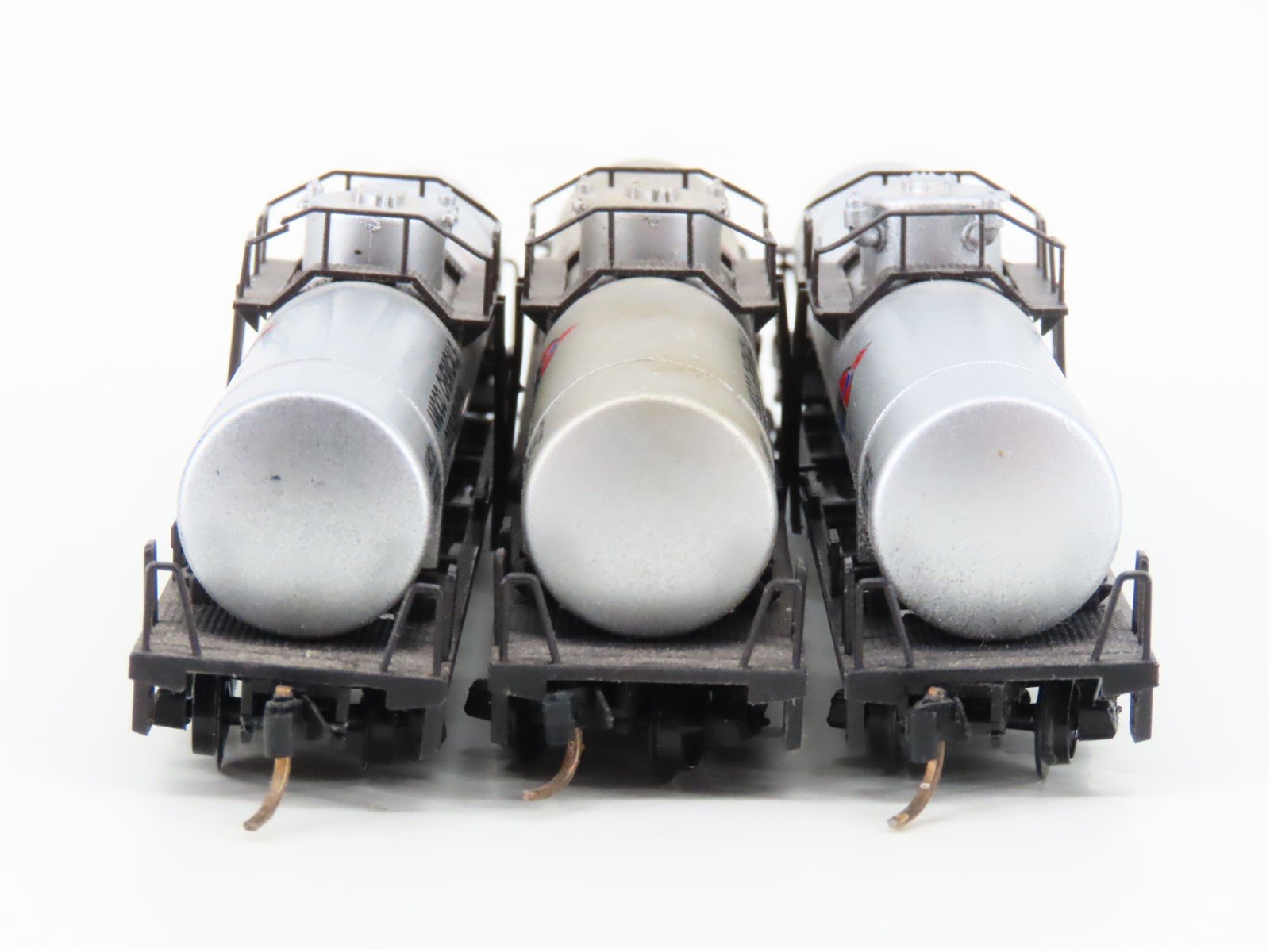 LOT of 3 N Scale KATO AMOX Amoco Chemicals Single Dome Tank Cars