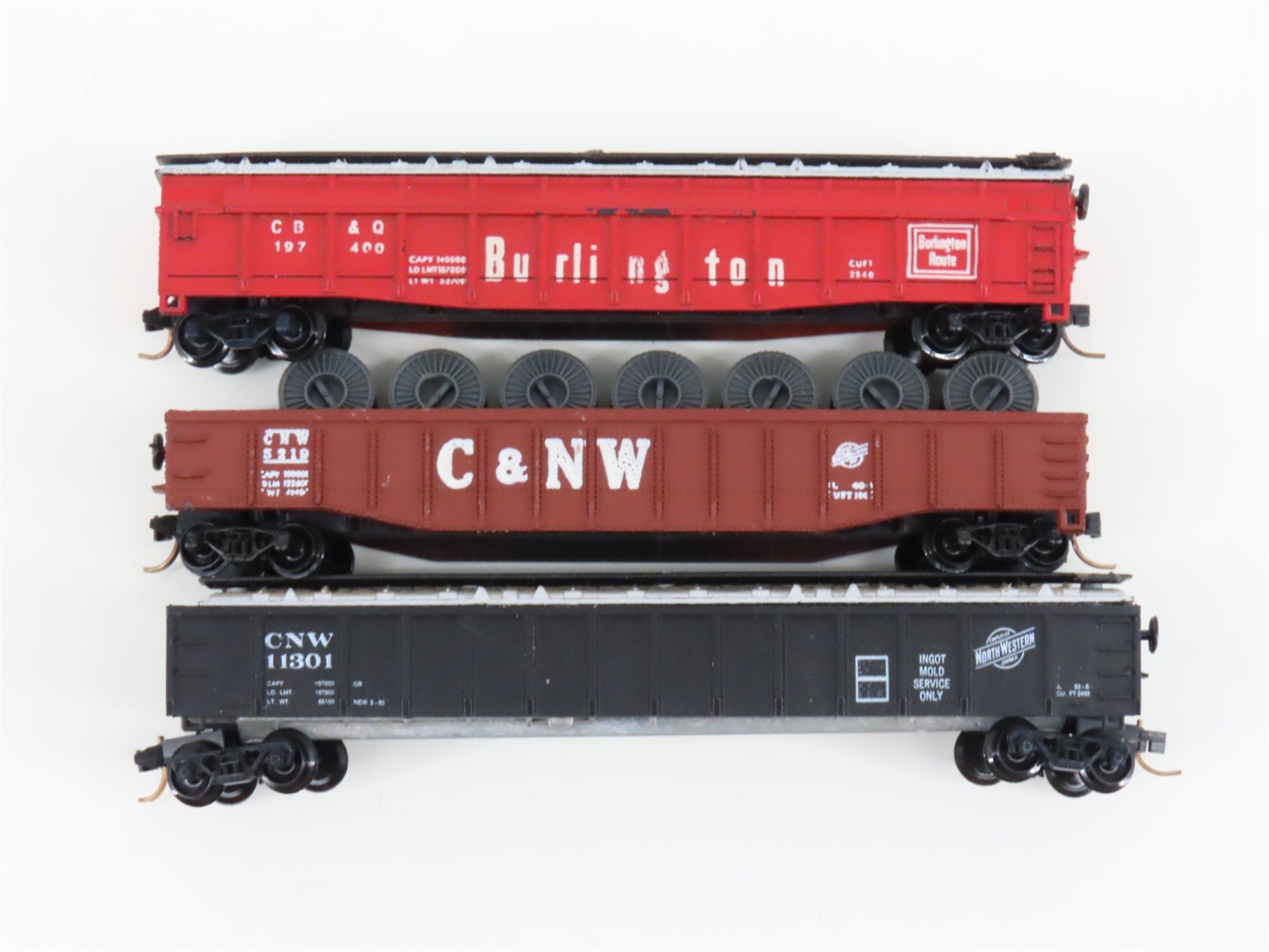LOT of 3 N Scale Trix/AHM CNW-CBQ Railway Gondola Cars