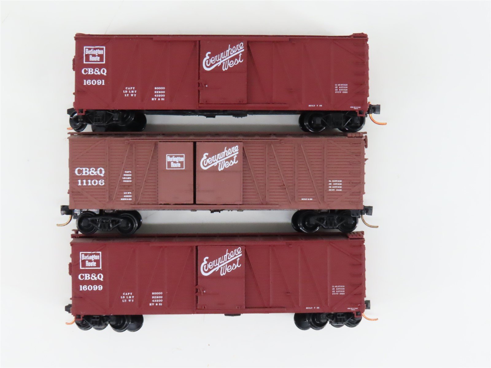 LOT of 3 N Scale Micro-Trains MTL/Atlas CBQ Burlington 40' Woodside Boxcars