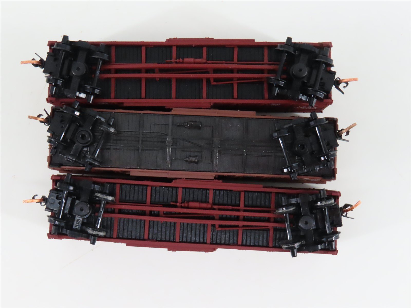 LOT of 3 N Scale Micro-Trains MTL/Atlas FWD-CBQ Burlington 40' Woodside Boxcars