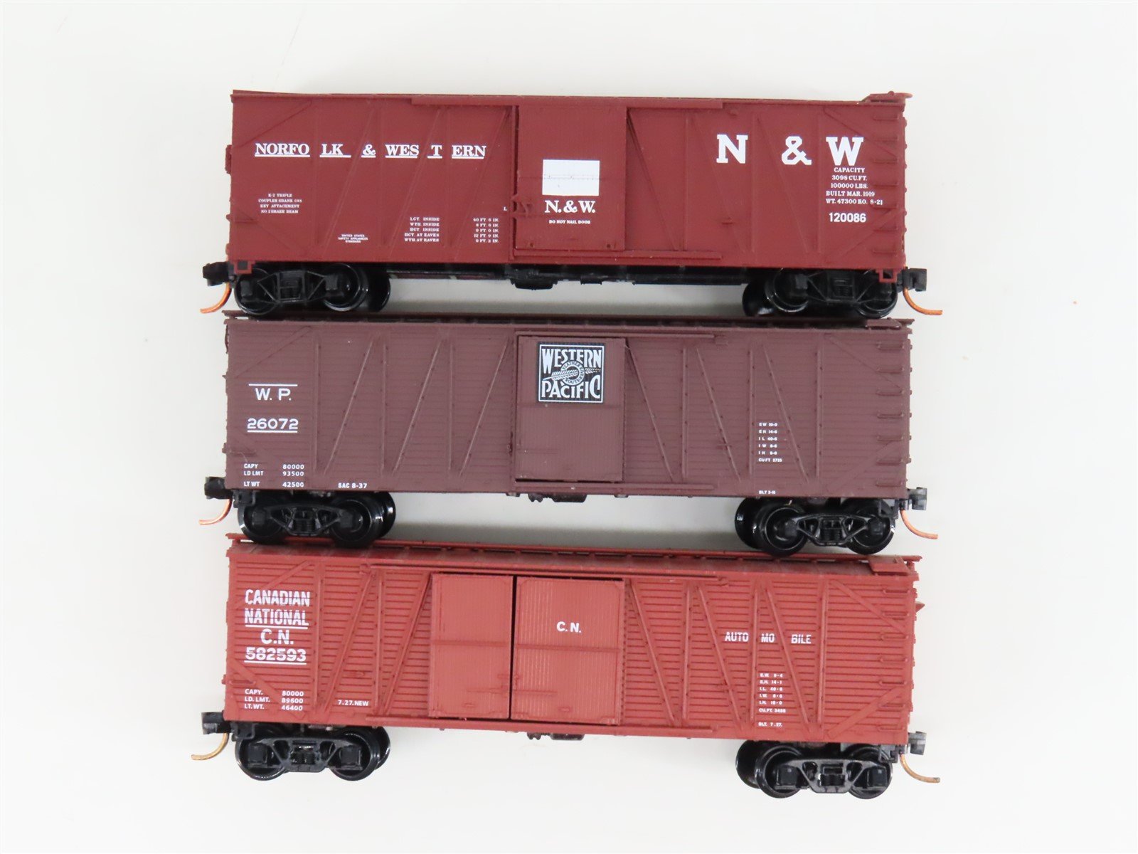 LOT of 3 N Scale Micro-Trains/Atlas CN/N&W/WP Railways 40' Woodside Boxcars
