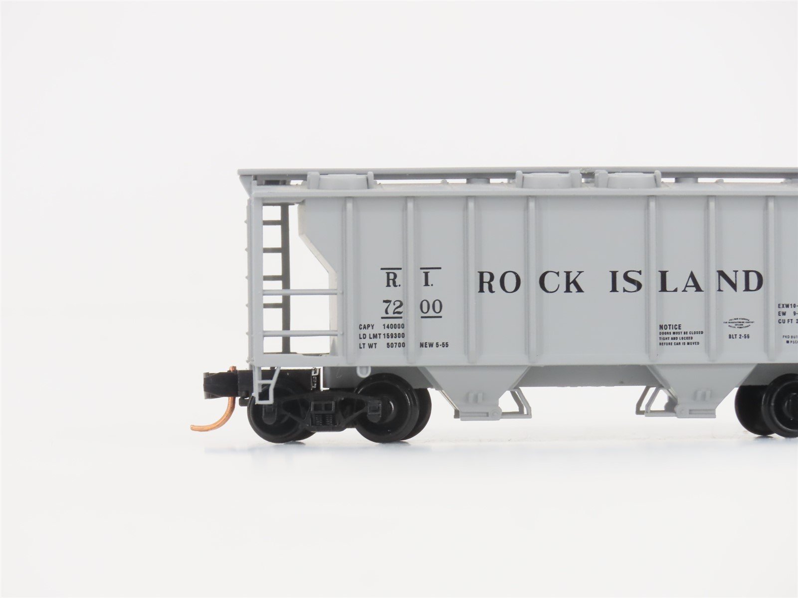 LOT of 3 N Scale Atlas & Arnold Rapido CNW/RI Railroad 2-Bay Covered Hoppers