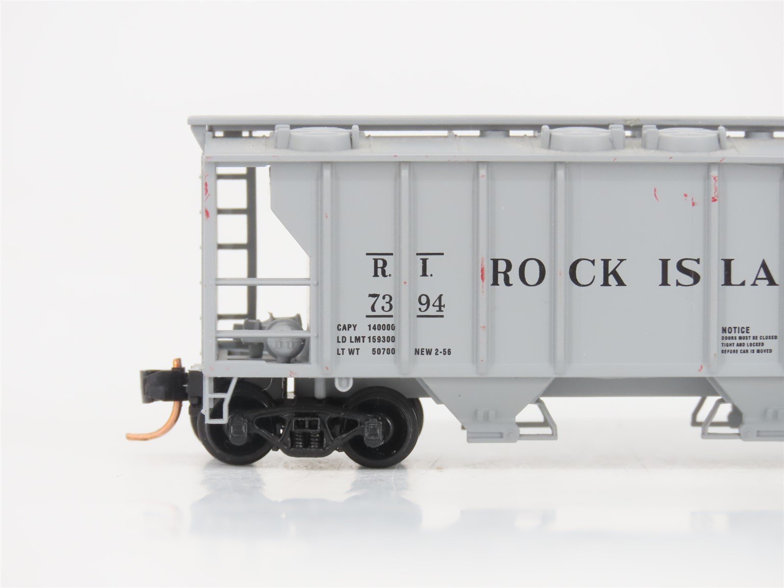 LOT of 3 N Scale Atlas & Arnold Rapido CNW/RI Railroad 2-Bay Covered Hoppers