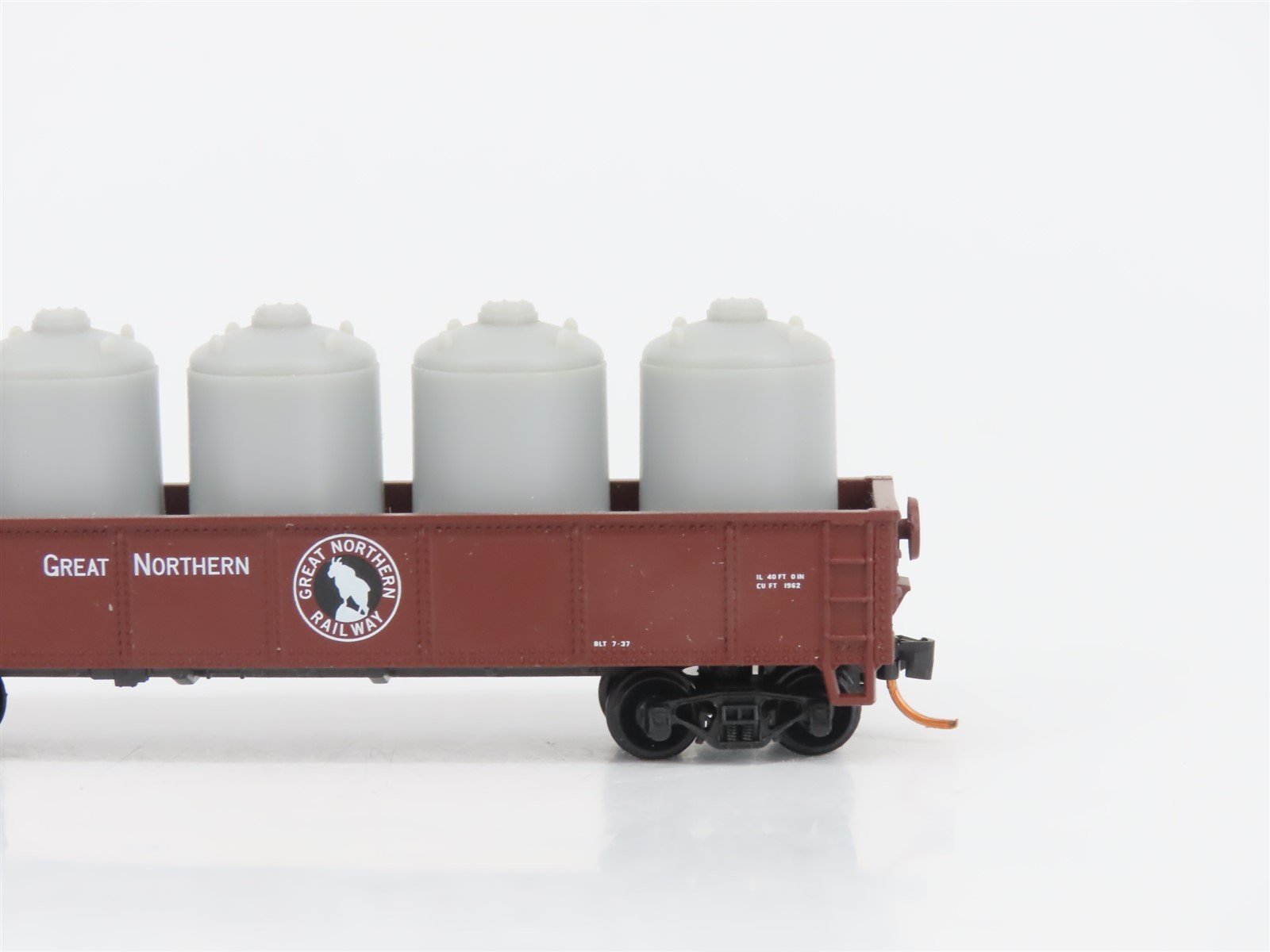LOT of 3 N Scale Atlas MP/MILW/GN Open Gondolas w/ Loads