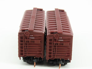 LOT of 2 N Scale Atlas GN Great Northern Railway Double Door Box Cars
