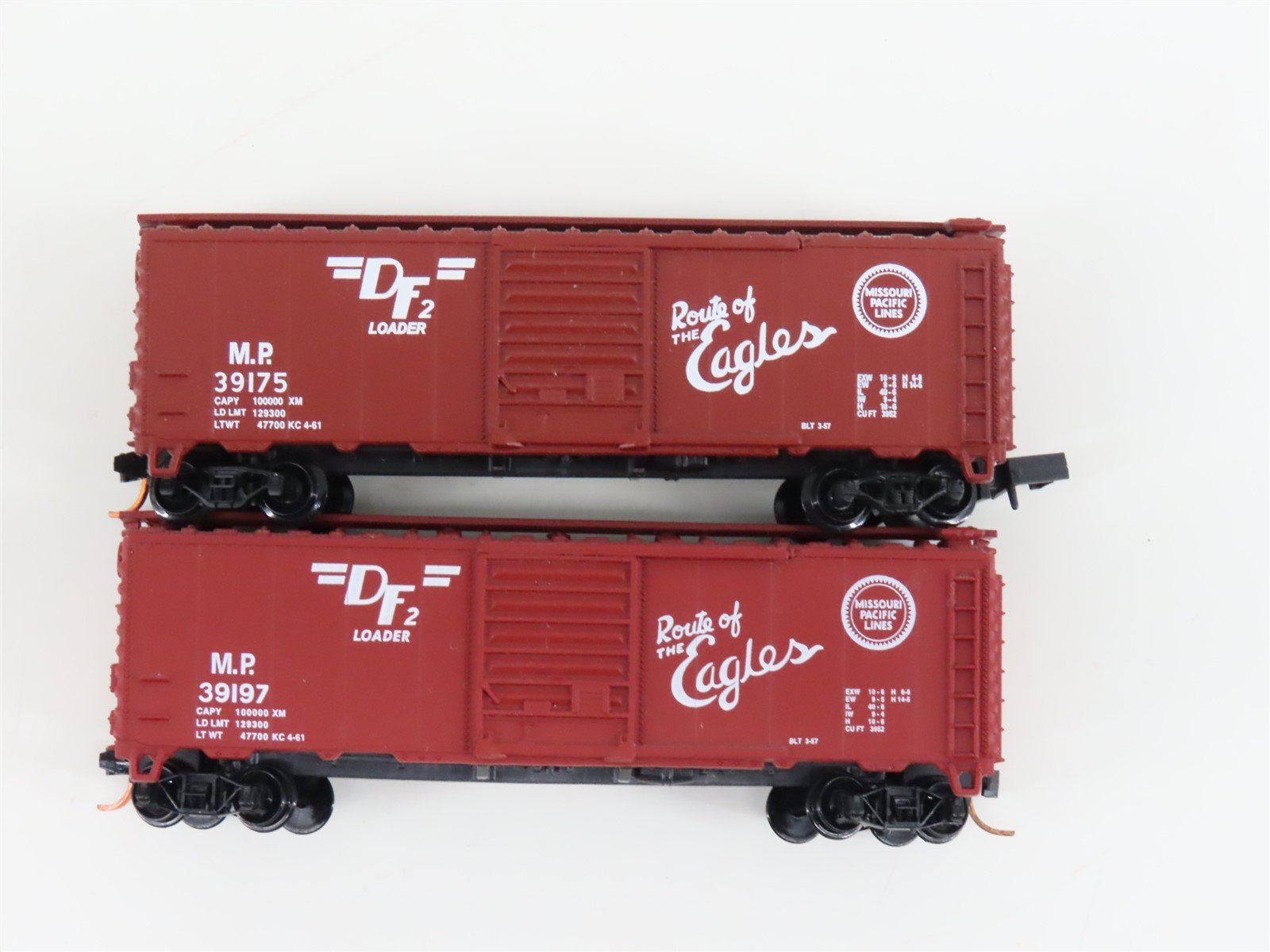 LOT of 2 N Scale Atlas MP Missouri Pacific Lines Eagles Single Door Box Cars