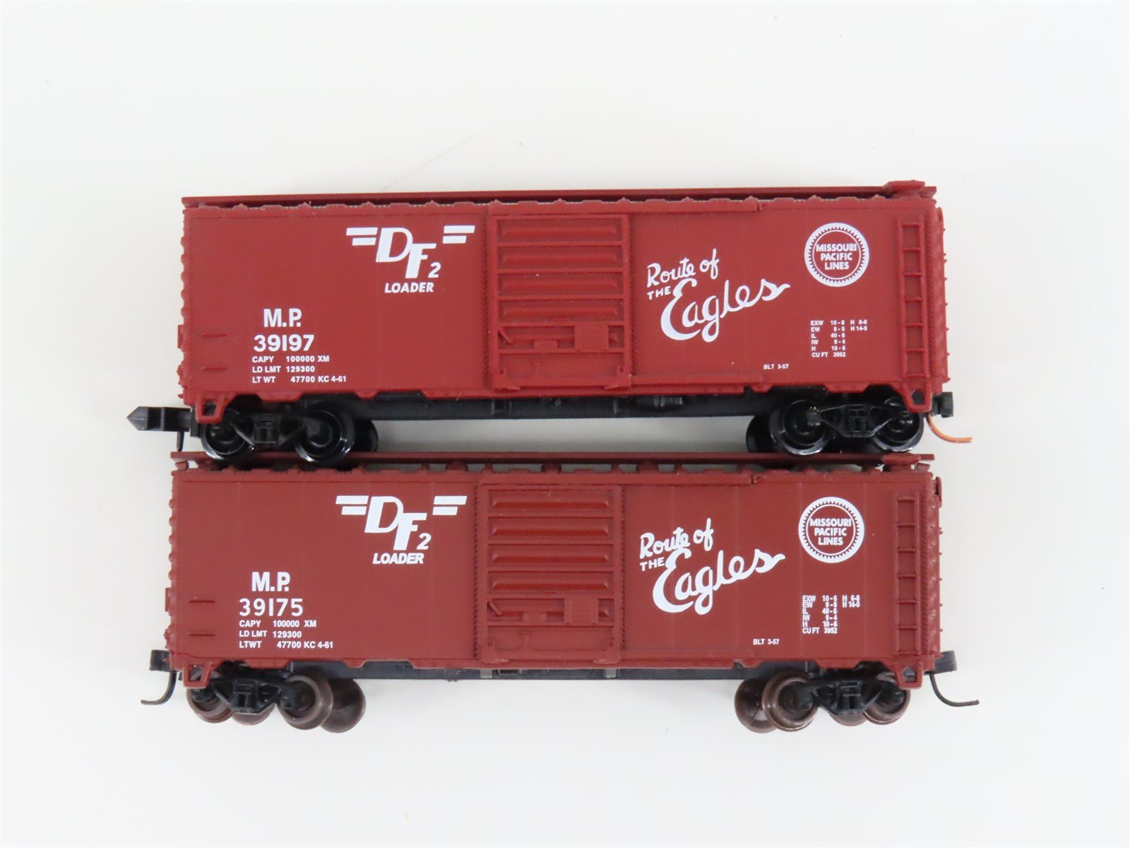 LOT of 2 N Scale Atlas MP Missouri Pacific Railroad Eagles Single Door Box Cars