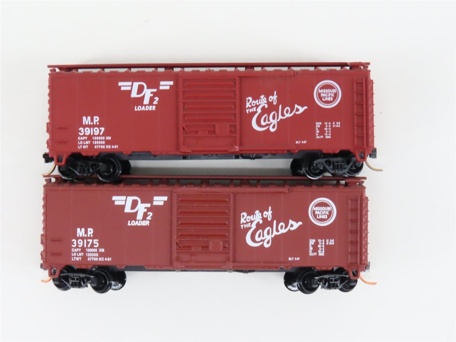 LOT of 2 N Scale Atlas MP Missouri Pacific Lines Eagles Single Door Box Cars