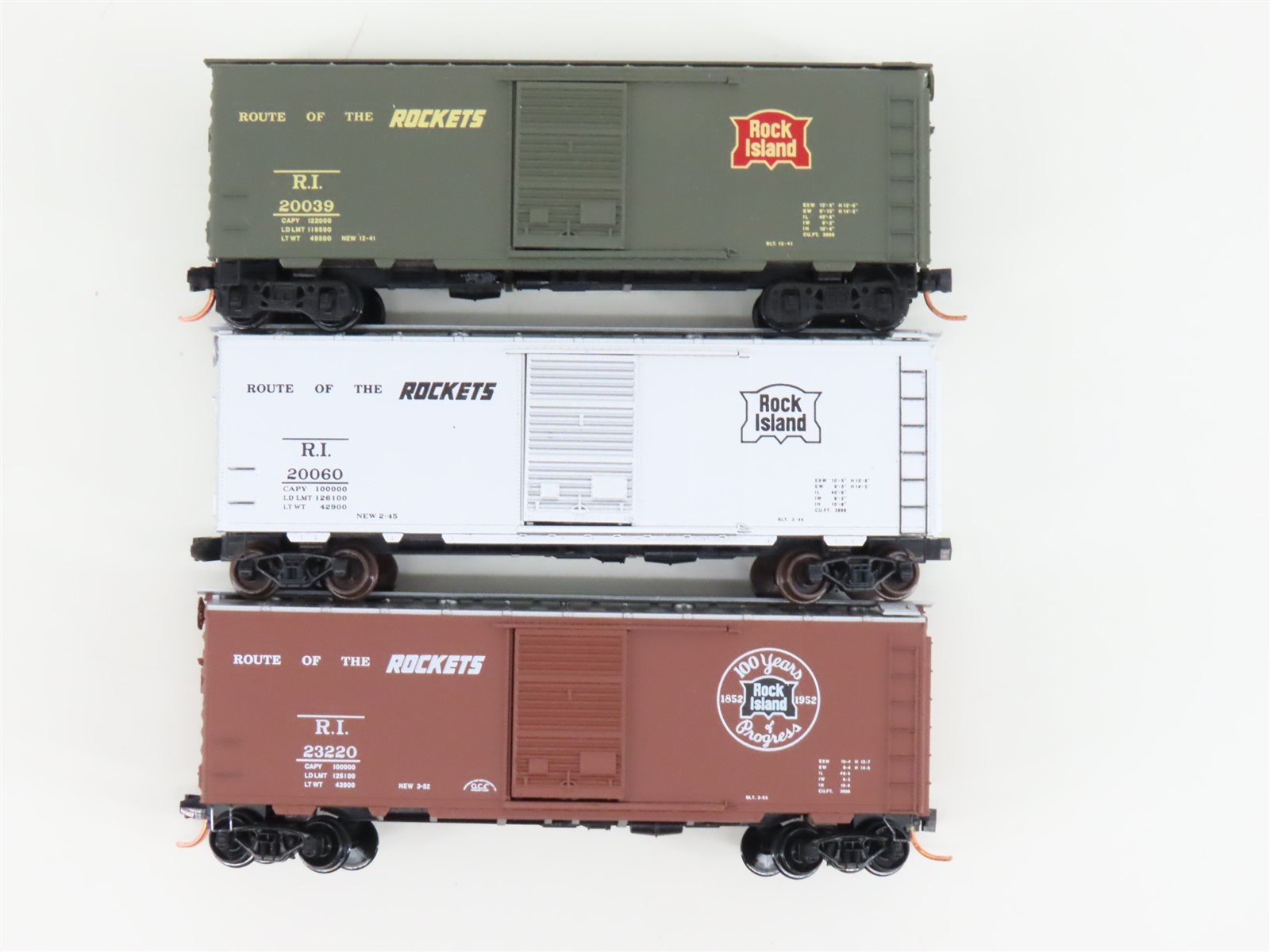 LOT of 3 N Scale Micro-Trains MTL RI Rock Island Route of the Rockets Box Cars