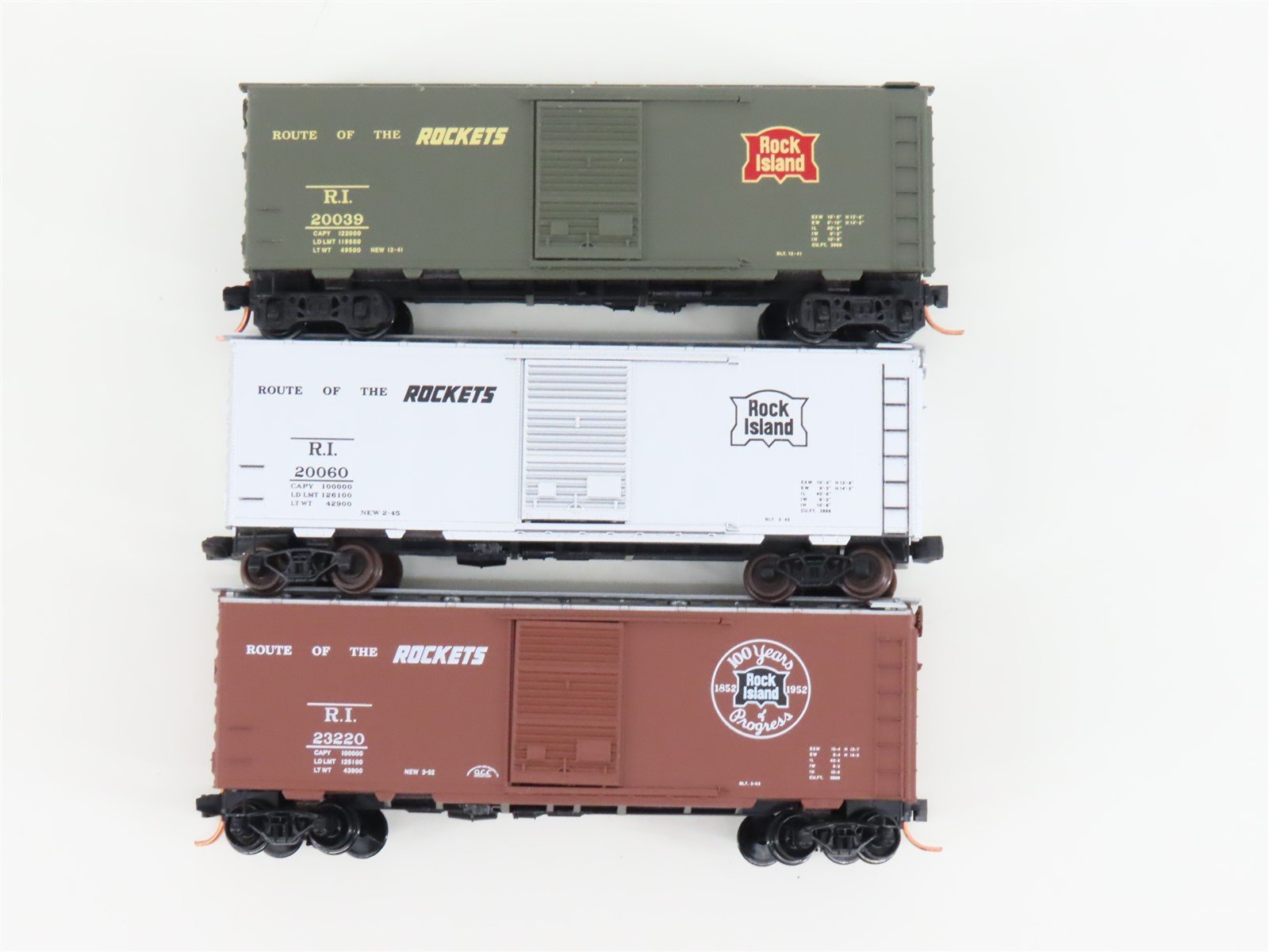 LOT of 3 N Scale Micro-Trains MTL RI Rock Island Route of the Rockets Box Cars