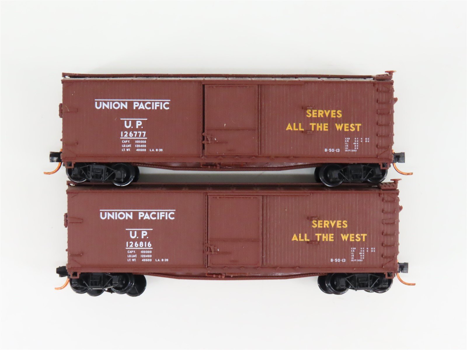 LOT of 2 N Scale Micro-Trains MTL UP Union Pacific Woodside 40' Boxcars