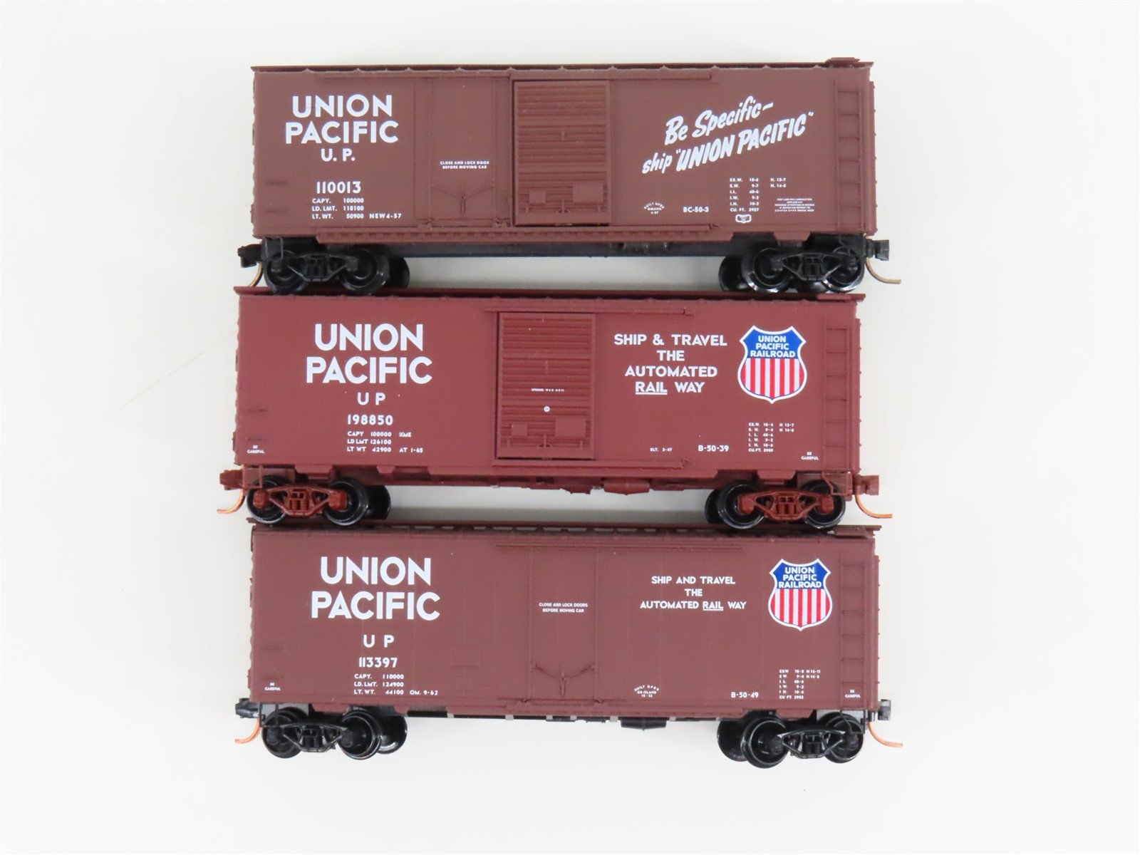 LOT of 3 N Scale Micro-Trains MTL UP Union Pacific 40' Boxcars