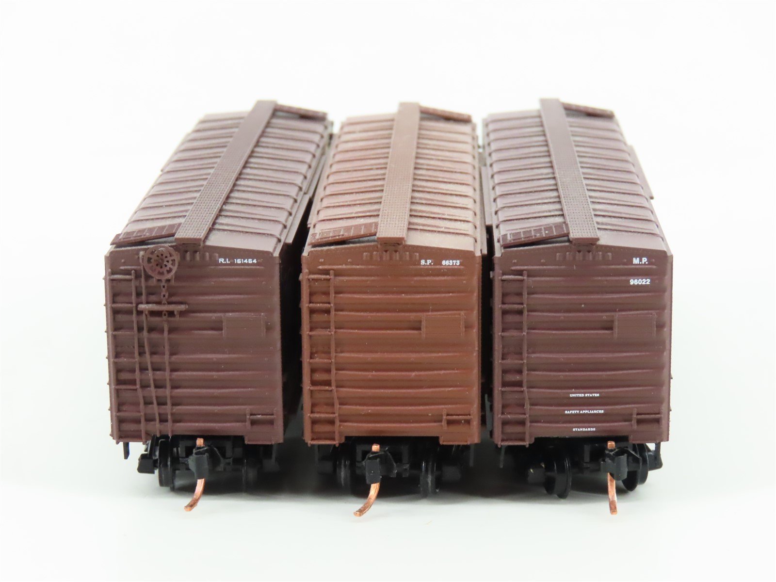 LOT of 3 N Scale Micro-Trains MTL SP/RI/MP Railways 40' Boxcars