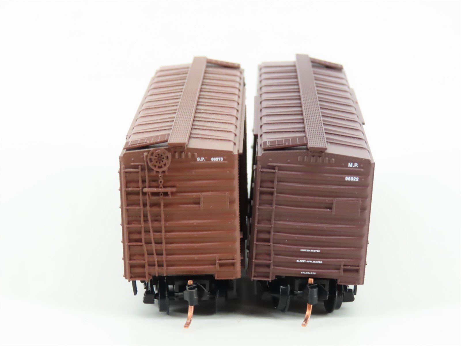 LOT of 2 N Scale Micro-Trains MTL MP/SP Missouri & Southern Pacific 40' Boxcars