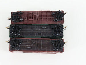 LOT of 3 N Scale Micro-Trains MTL NP Northern Pacific 40' Boxcars
