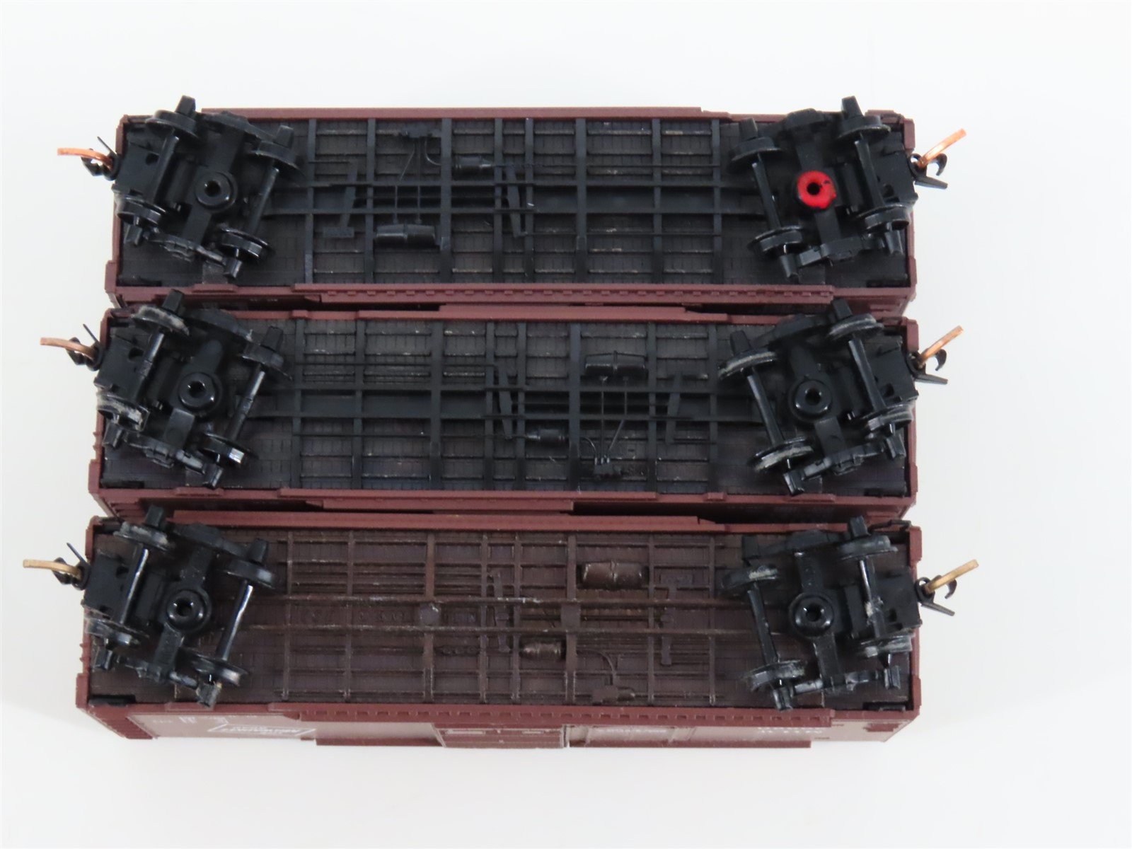 LOT of 3 N Scale Micro-Trains MTL MILW Milwaukee Road 40' Boxcars