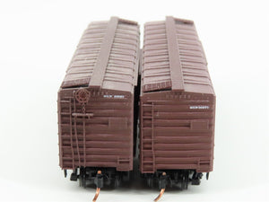 LOT of 2 N Scale Micro-Trains MTL MILW Milwaukee Road 40' Boxcars