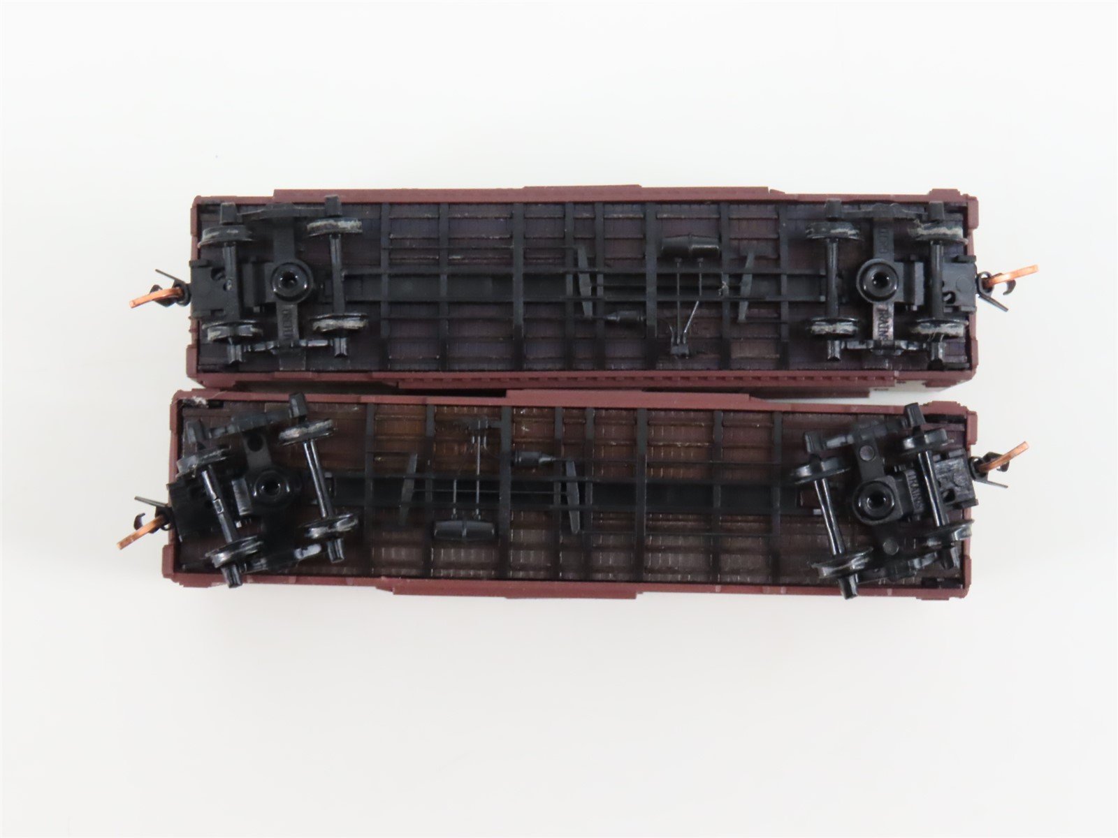 LOT of 2 N Scale Micro-Trains MTL MILW Milwaukee Road 40' Boxcars