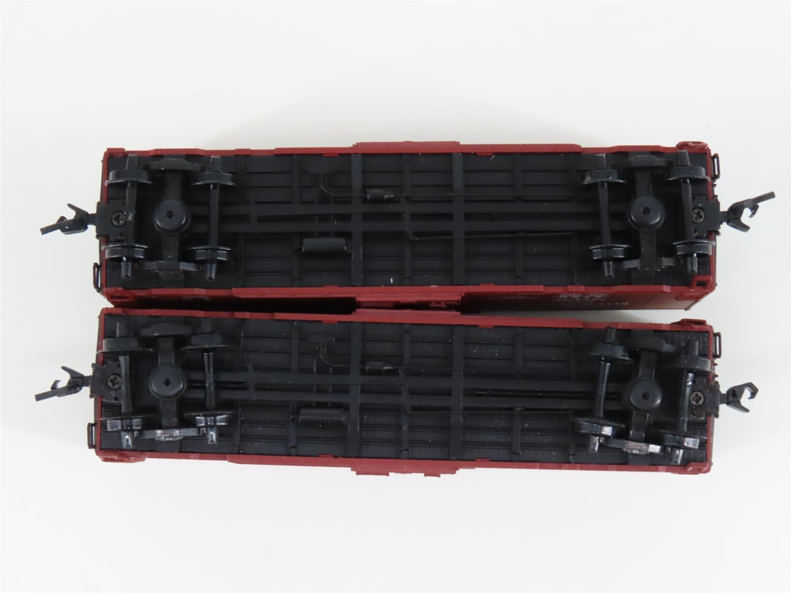 LOT of 3 N Scale Micro-Trains MTL MILW Milwaukee Road 40' Boxcars