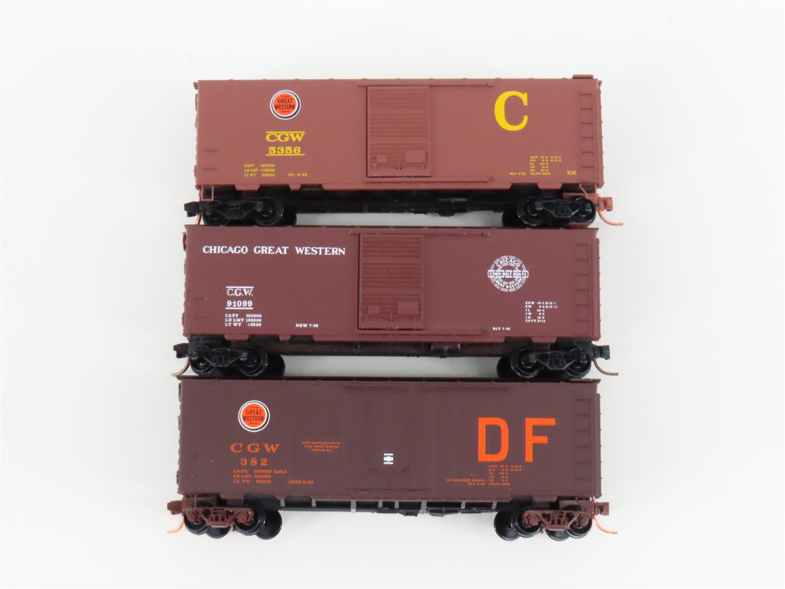 LOT of 3 N Scale Micro-Trains MTL CGW Chicago Great Western 40' Boxcars