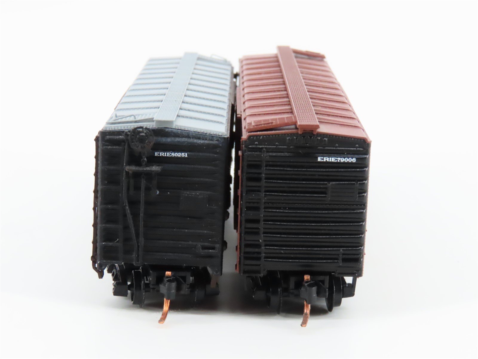 LOT of 2 N Scale Micro-Trains MTL & Intermountain ERIE Single Door Box Cars
