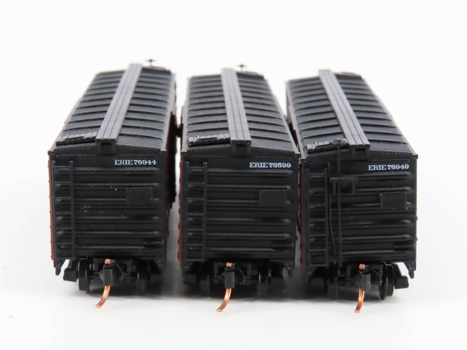 LOT of 3 N Scale Atlas ERIE Railroad Single Door Box Cars