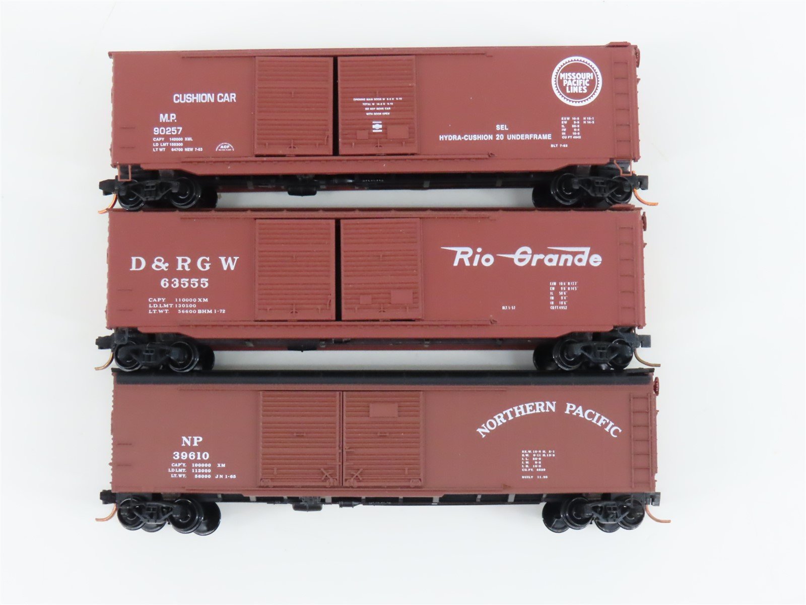 LOT of 3 N Scale Kadee Micro-Trains MTL MP/D&RGW/NP Double Door Box Cars