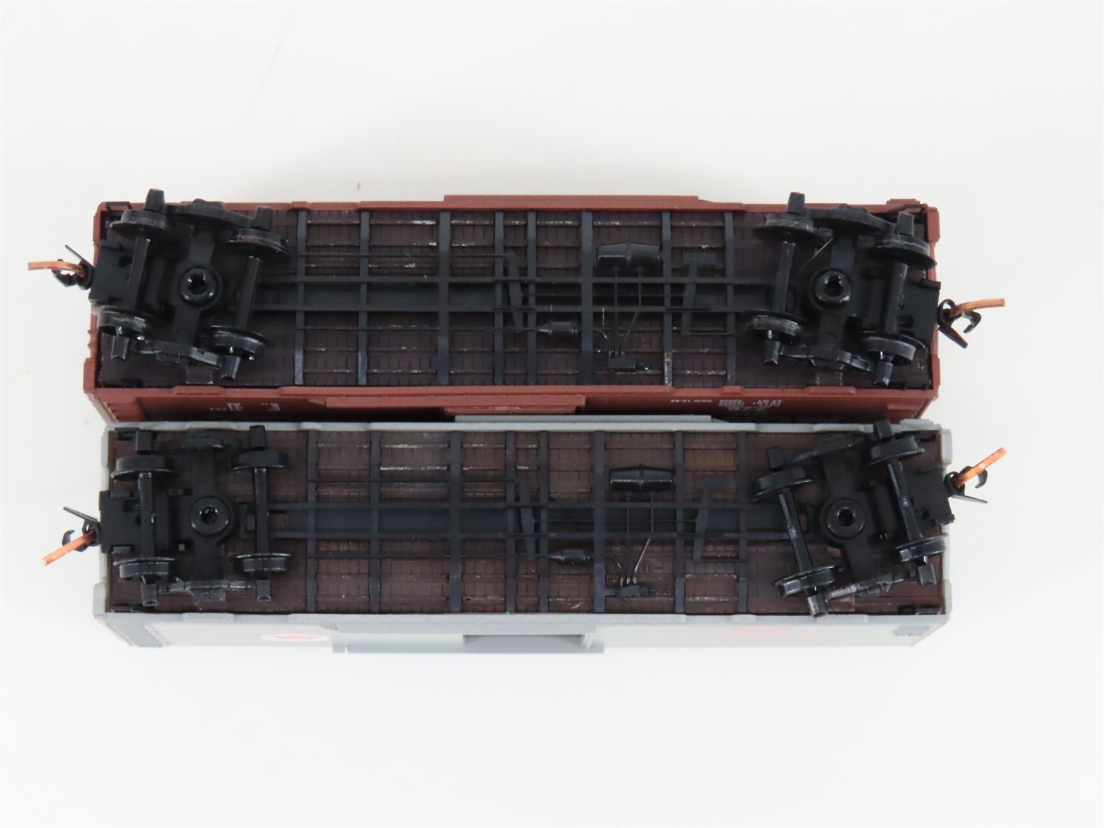 LOT of 2 N Scale Micro-Trains MTL CIL Monon Railroad Single Door Box Cars