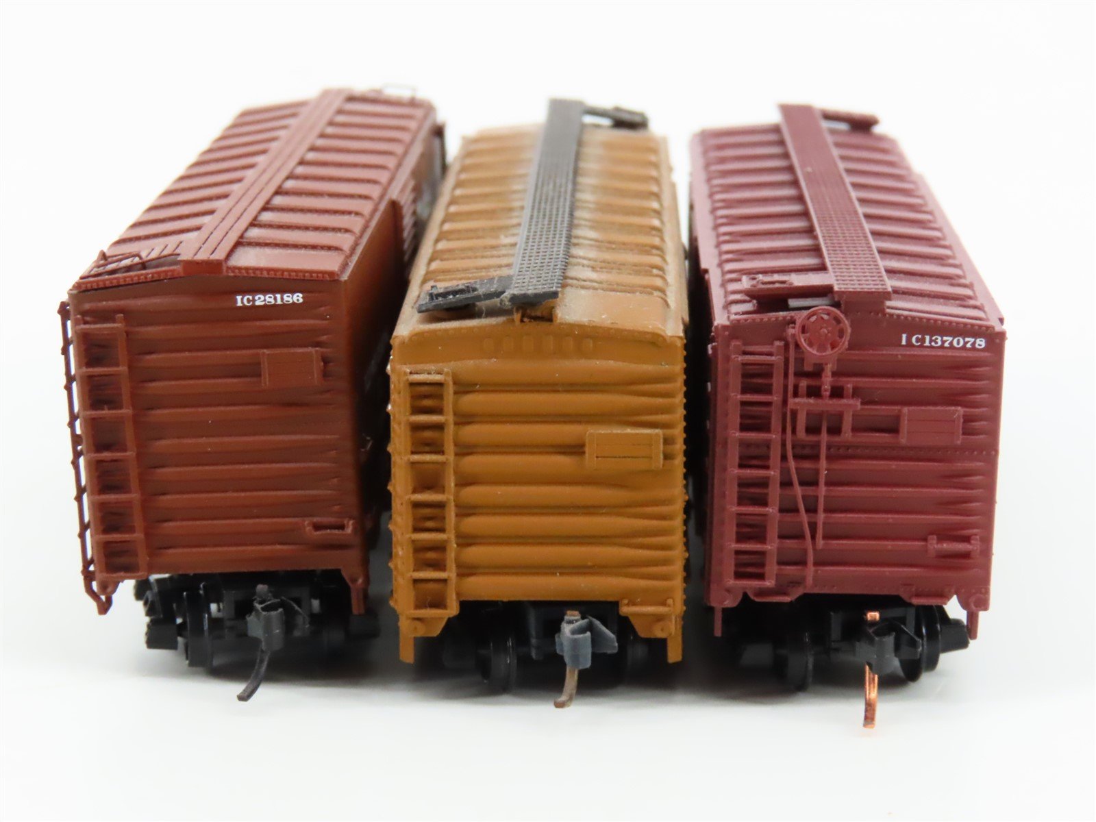 LOT of 3 N Scale Atlas & InterMountain IC Illinois Central Railroad Box Cars
