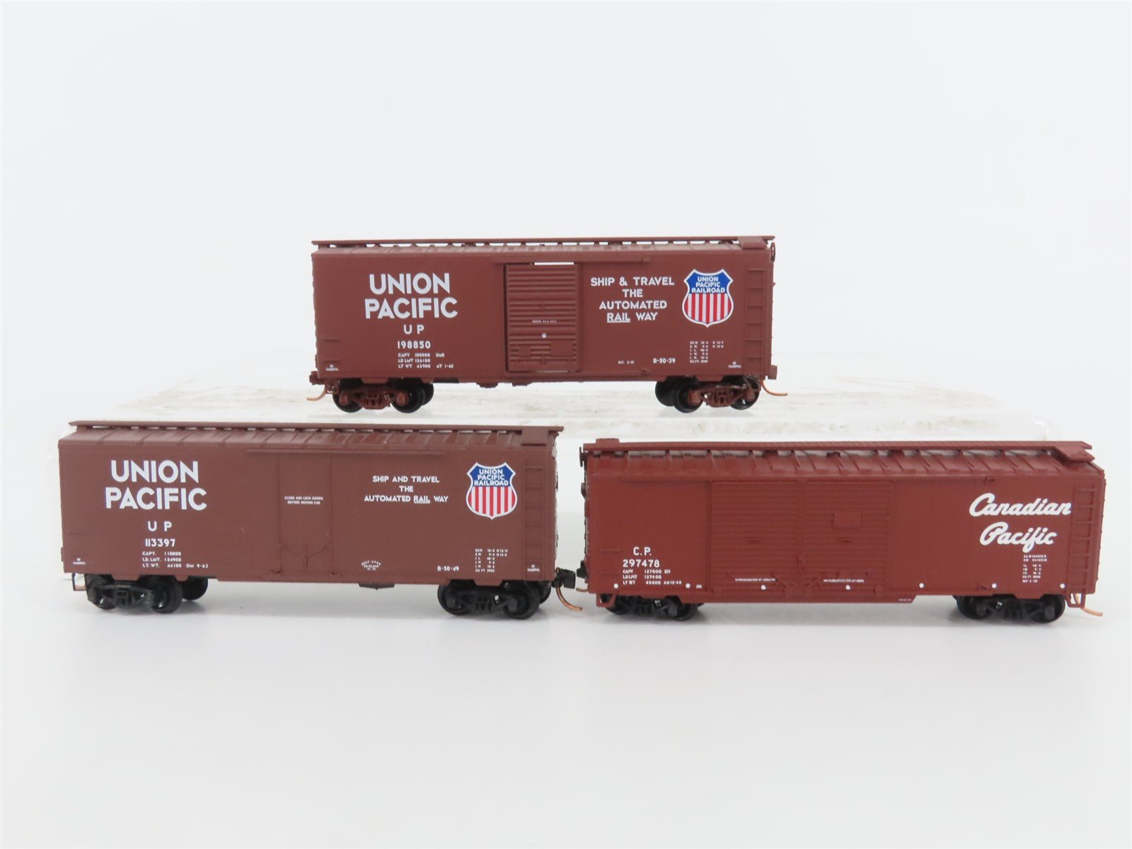 LOT of 3 N Scale Micro-Trains MTL & Atlas CP/UP Railroad Box Cars