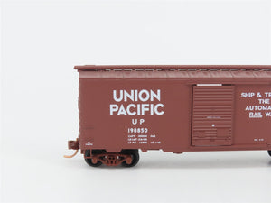 LOT of 3 N Scale Micro-Trains MTL & Atlas CP/UP Railroad Box Cars