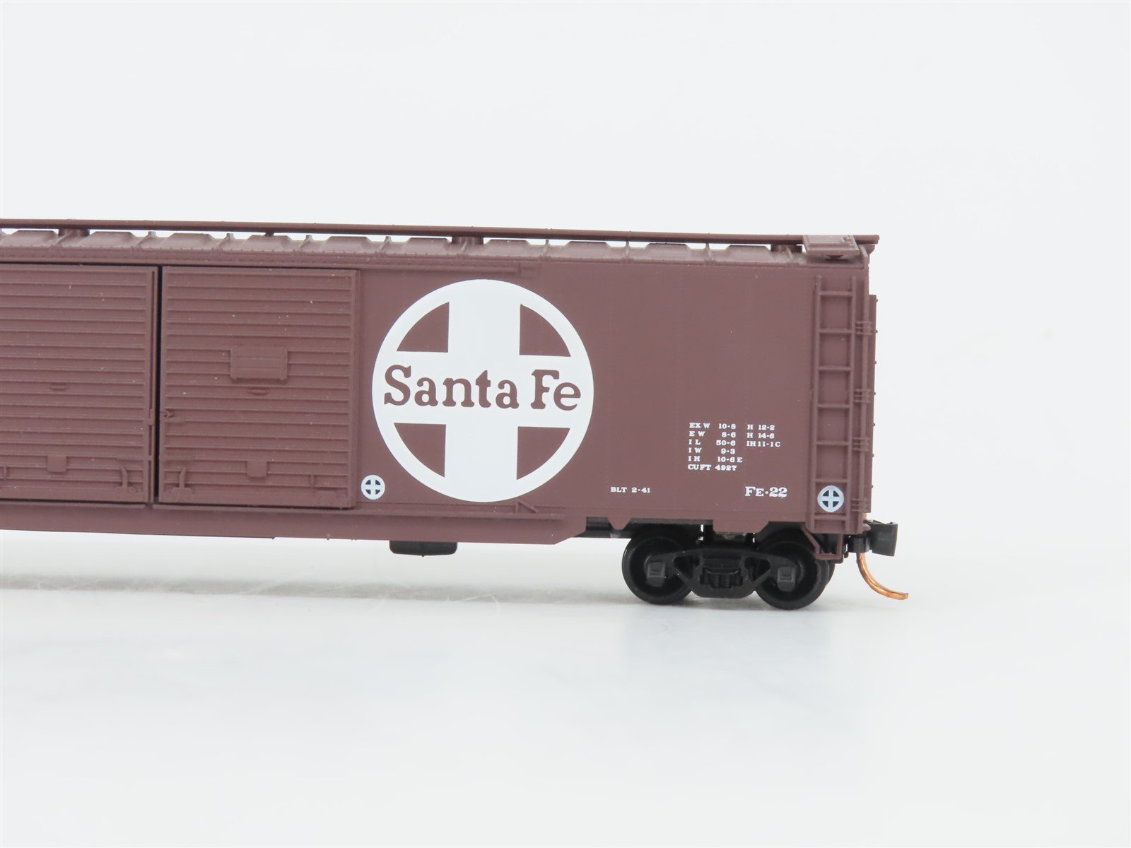 LOT of 2 N Scale Atlas & Micro-Trains MTL ATSF Santa Fe Double Door Box Cars