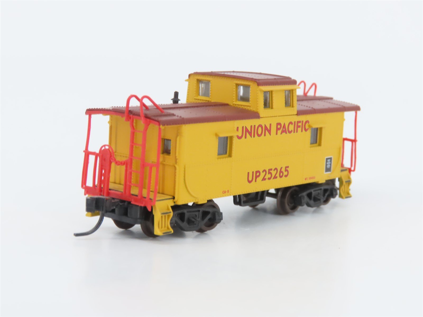 LOT of 2 N Scale Atlas UP Union Pacific Railroad Cupola Cabooses