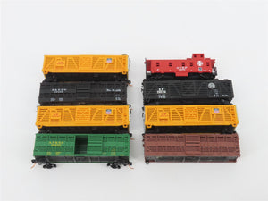 LOT- 8 N Bachmann, Atlas, & Kadee Micro-Trains MTL Assorted Caboose & Stock Cars