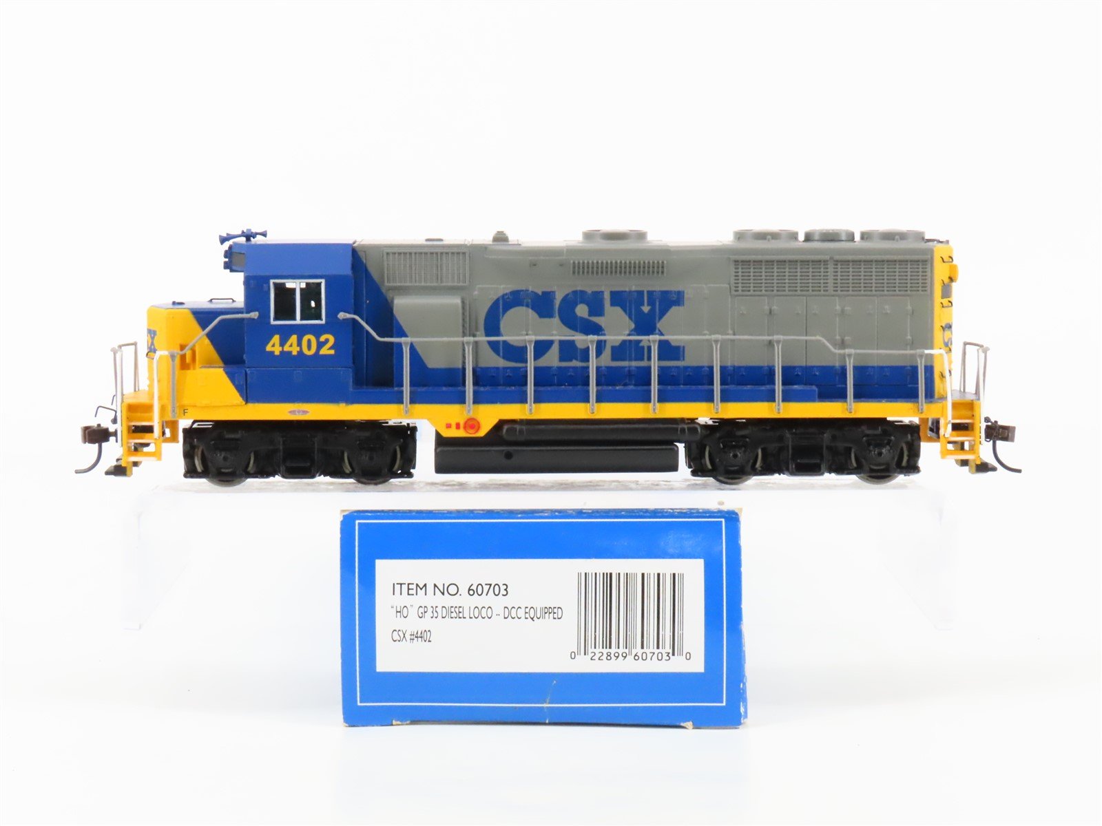 HO Scale Bachmann 60703 CSX Railway GP35 Diesel Locomotive #4402 w/ DCC